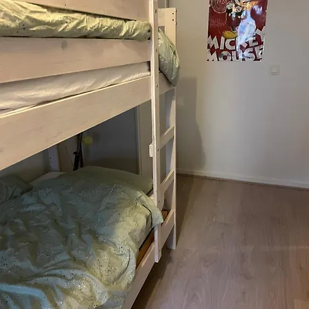 Comfortable 2-bedroom In The Centre Of T93 *