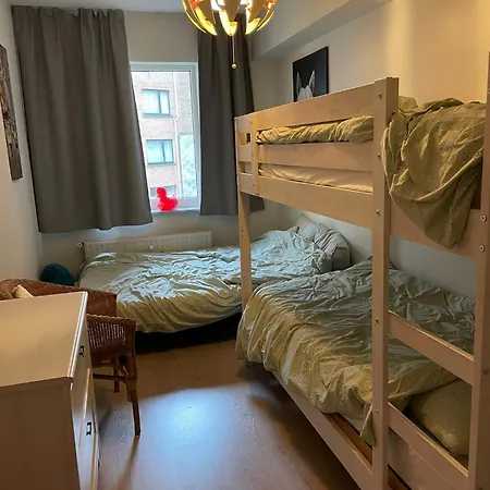 Comfortable 2-bedroom In The Centre Of T93